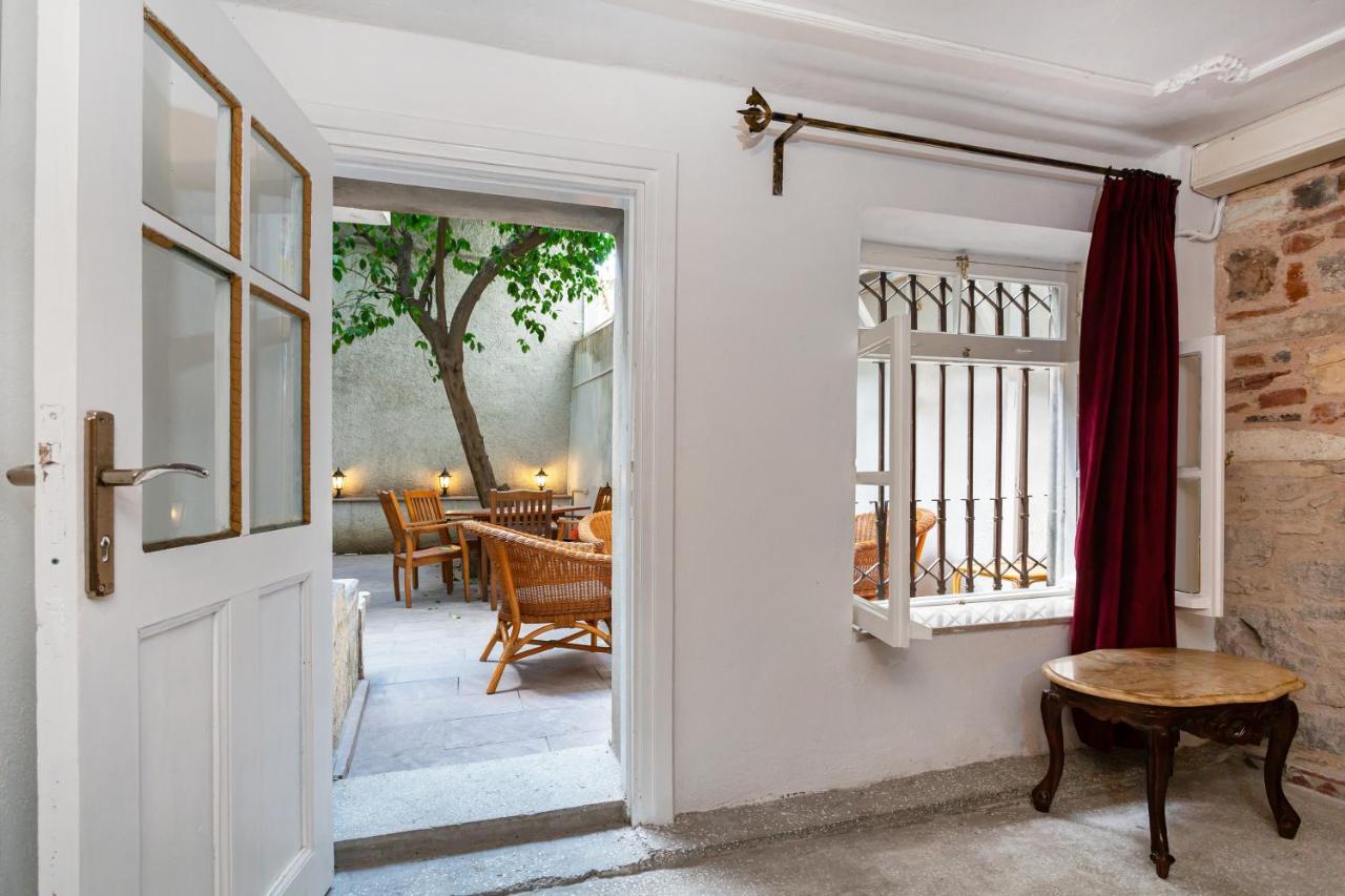 Mansion With Lemon Tree Διαμέρισμα Σμύρνη Εξωτερικό φωτογραφία